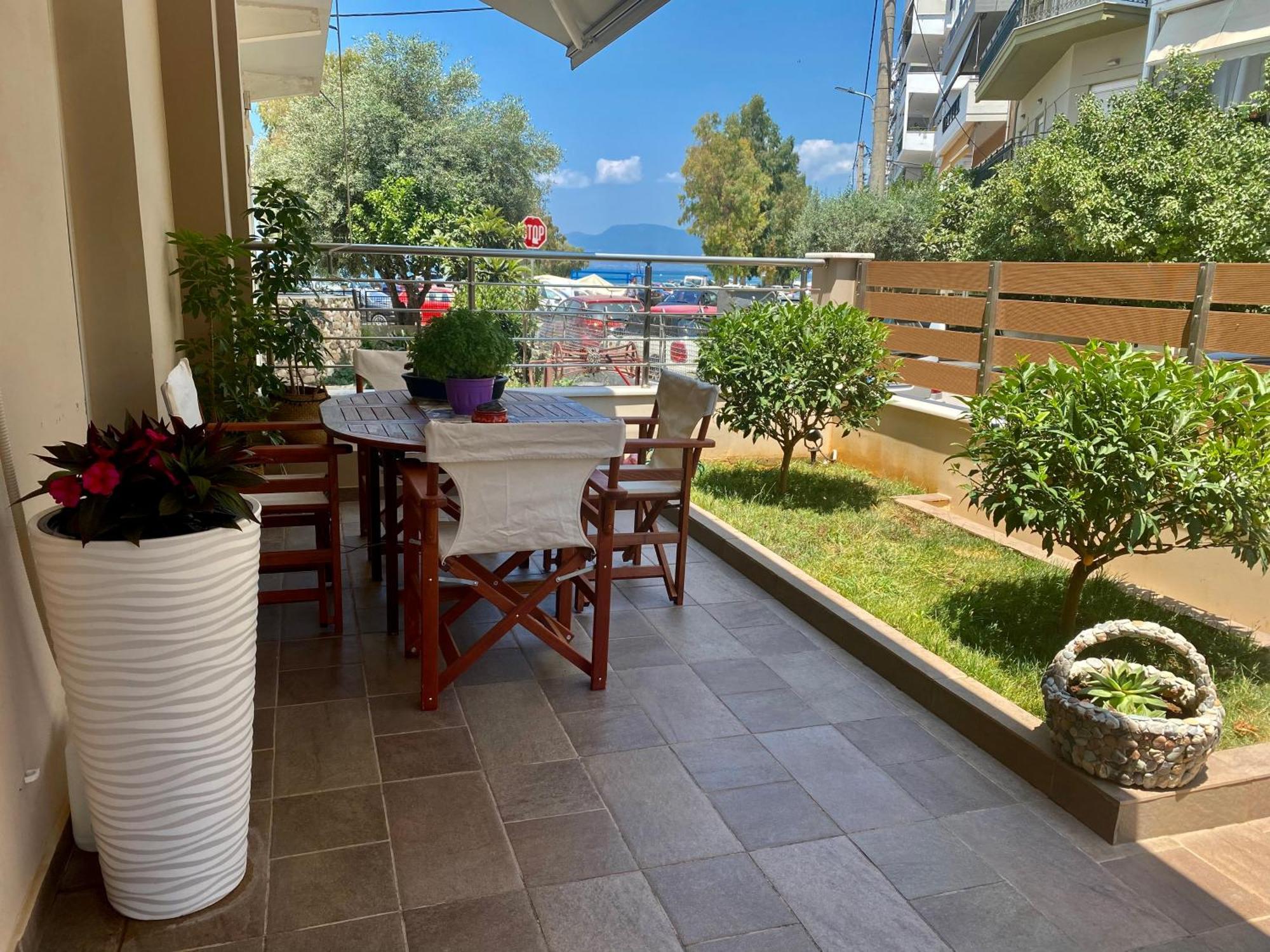 Appartement Harmony By The Sea à Chalkís Extérieur photo